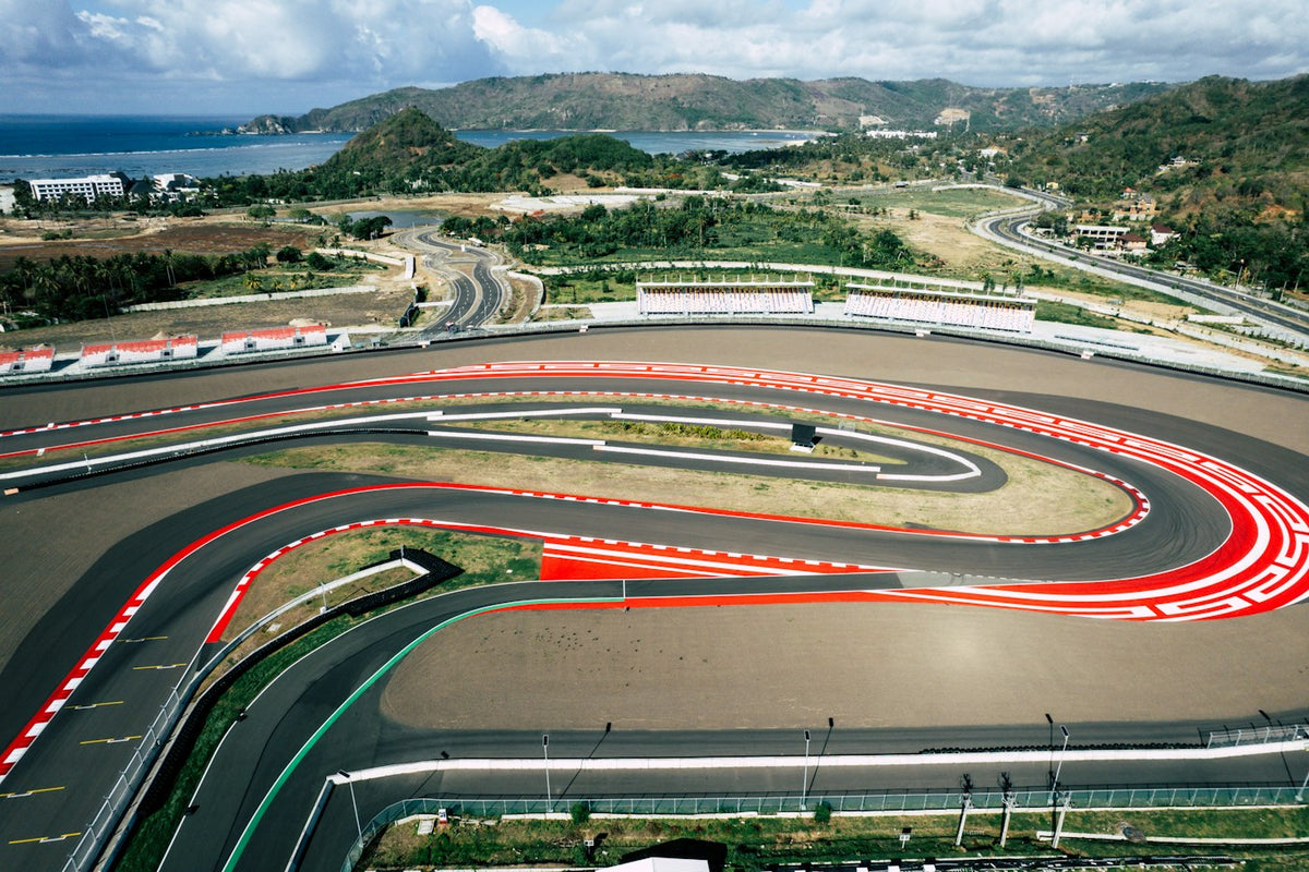 Panama Circuit + Nácar